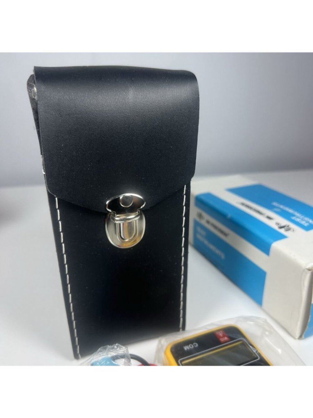 Vintage B&K Precision 340A Digital AC Clamp Meter NOS New Box Case Leads - Picture 3 of 6
